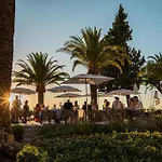 Catalonia Reina Victoria Hotel 4*
