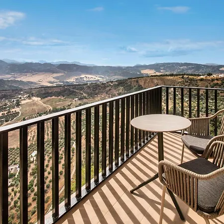 Catalonia Reina Victoria 4* ロンダ