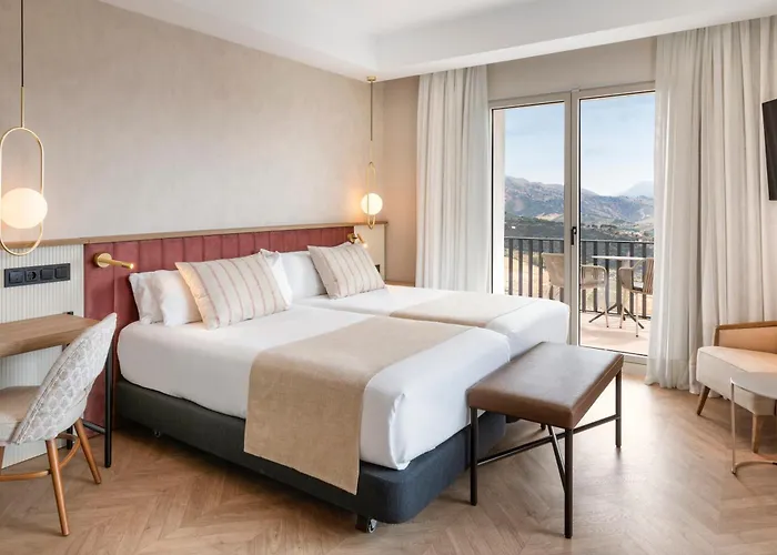 Catalonia Reina Victoria Hotel