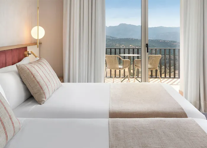 Catalonia Reina Victoria Hotel 4*