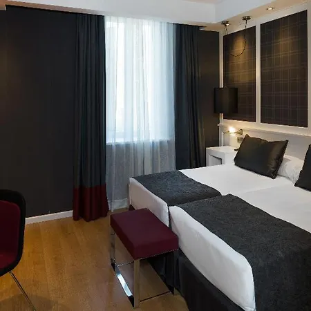 Catalonia Reina Victoria 4* Ρόντα