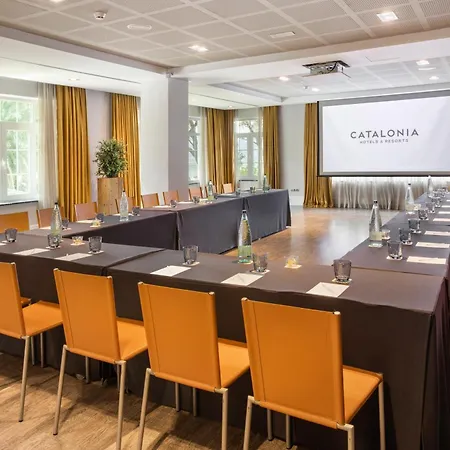 Otel Catalonia Reina Victoria 4*