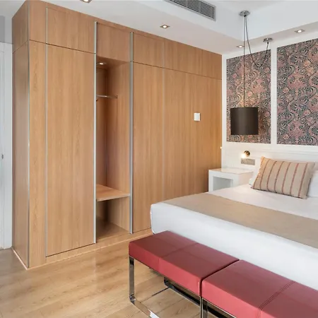 Catalonia Reina Victoria Otel