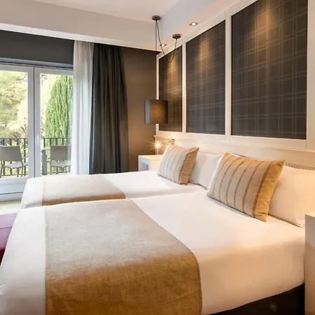 Catalonia Reina Victoria 4*