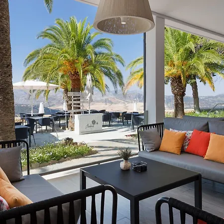 Catalonia Reina Victoria 4*