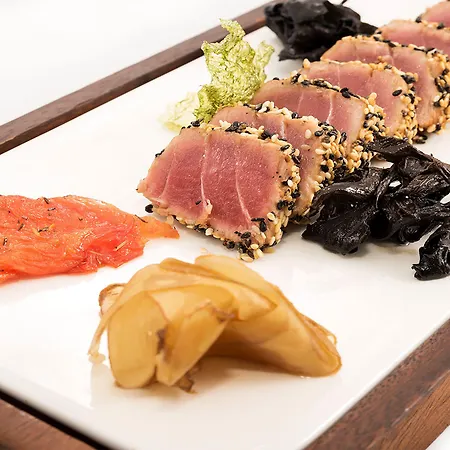 Catalonia Reina Victoria Hotel