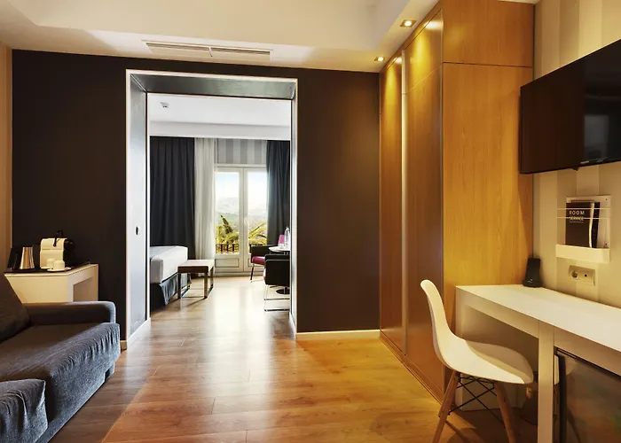 酒店 雷纳维多利亚加泰罗尼亚酒店 龙达