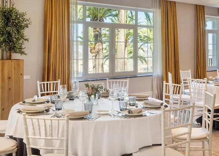 Catalonia Reina Victoria Ронда